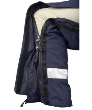 21918 Camp Overall 0581 led detail.png